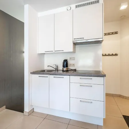 Duplex Near Zeedijk & Center With Sunny Balcony Appartement